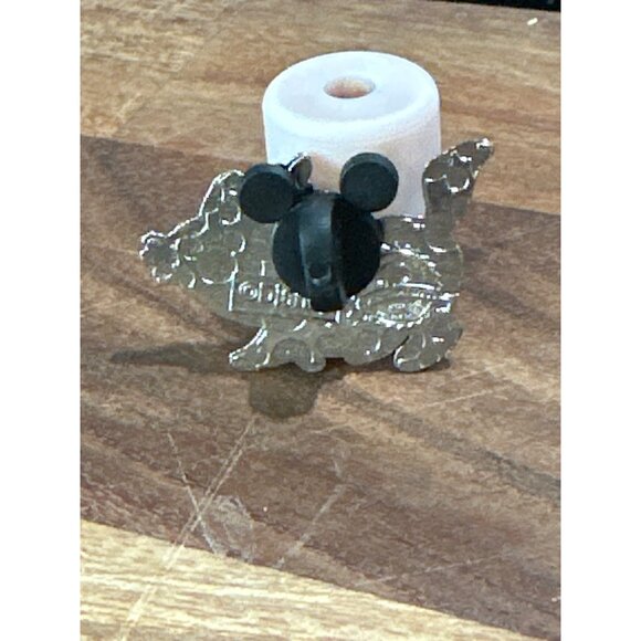 Disney Aristocats Marie Cat Kitten Pin Mickey Trading Pin Authentic White Pink - Picture 2 of 4